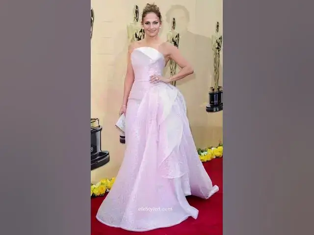 Video thumbnail for Giorgia Armani Best Fashion Moments - Red Carpet and Film #armani #giorgioarmani  #celebrity #legend