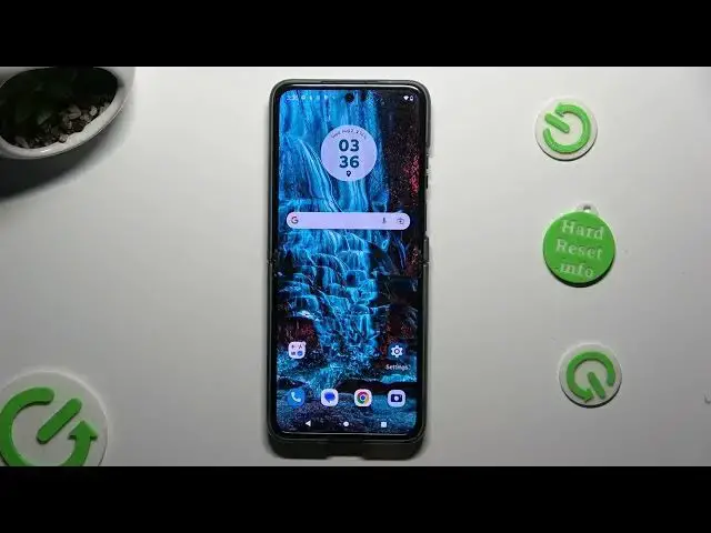 Video thumbnail for How to Change Icon Size on MOTOROLA Razr 40