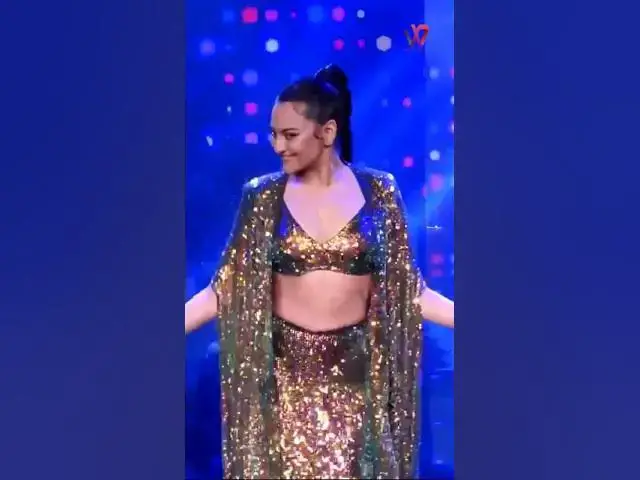 Video thumbnail for Sonakshi Sinha Dances On the Stage of Lakme Fashion Week
