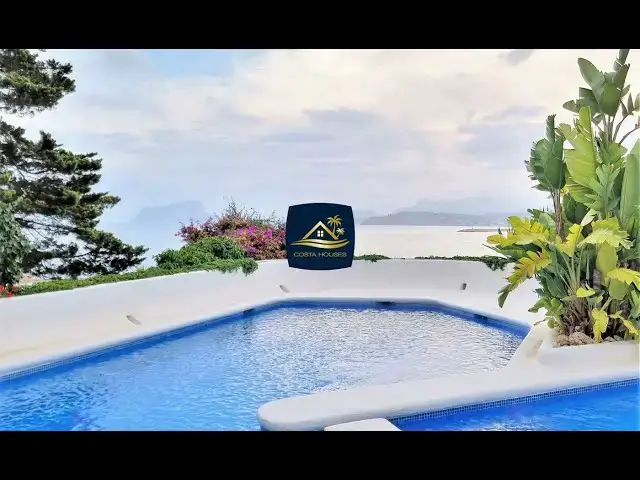Video thumbnail for Venta IBIZA VILLA PRIMERA LINEA MAR en MORAIRA, Costa Blanca | Exclusive SEAFRONT VILLA in Moraira