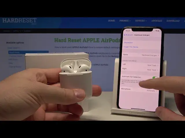 Video thumbnail for How to Switch On/Off Automatic Ear Detection on AirPods 2nd Gen?