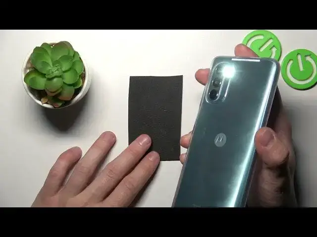 'Video thumbnail for How to Turn Off Flashlight on MOTOROLA Moto G62 - Disable Torch'