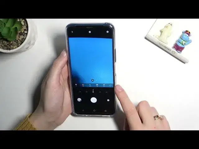 Video thumbnail for How to Use Pro Mode in Vivo Y33s - Access All Pro Settings