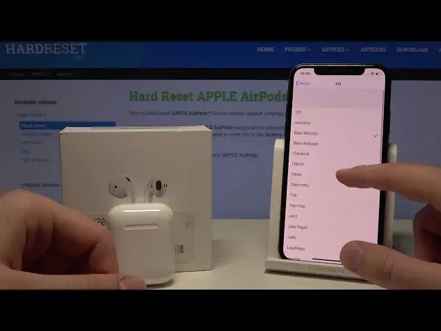 Video thumbnail for How to Improve Sound Quality in AirPods 2nd Gen - Adjust the Balance