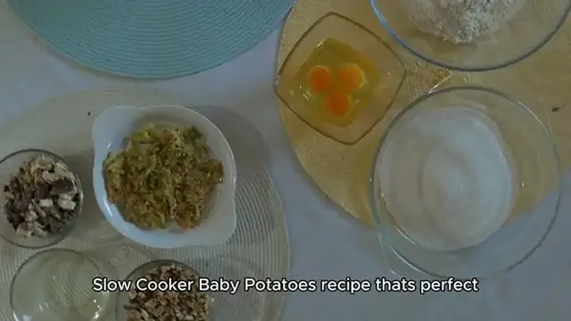 Video thumbnail for Slow Cooker Baby Potatoes recipe