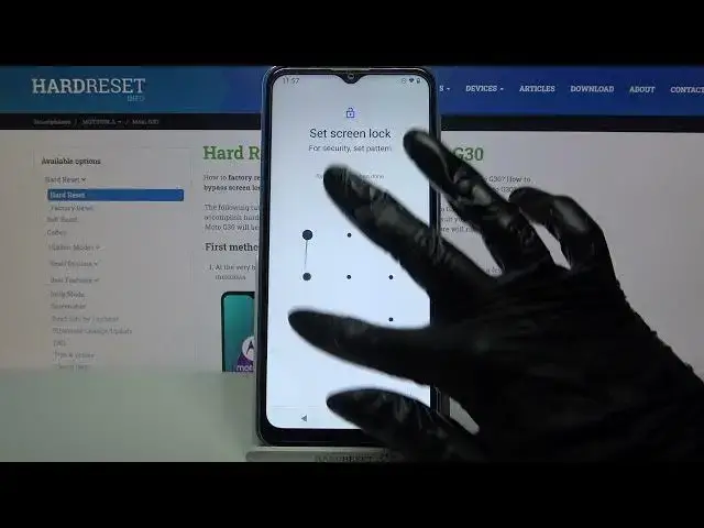 'Video thumbnail for How to Set Up Locking Method in Motorola Moto G30 - Screen Lock Options'