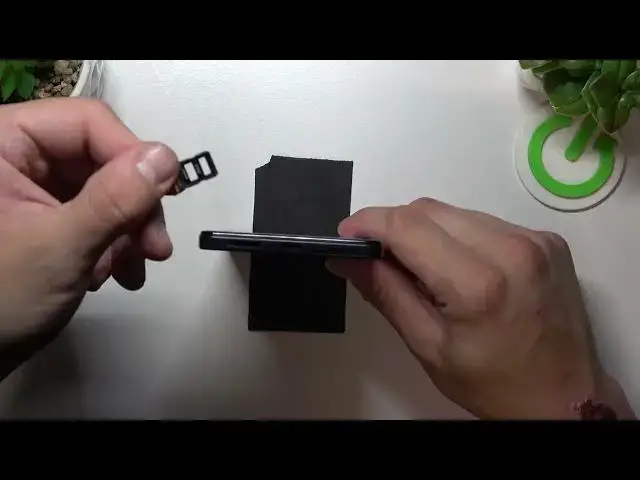 Video thumbnail for Does the POCO F4 Phone Has a Slot for an SD Card? Let's Figure Out!