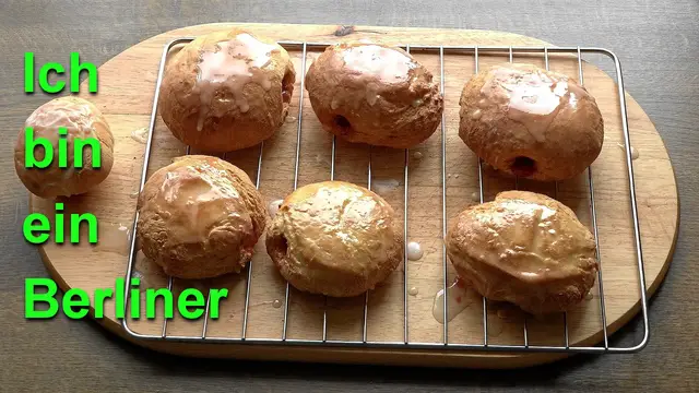 'Video thumbnail for Berliner aus dem Airfryer'