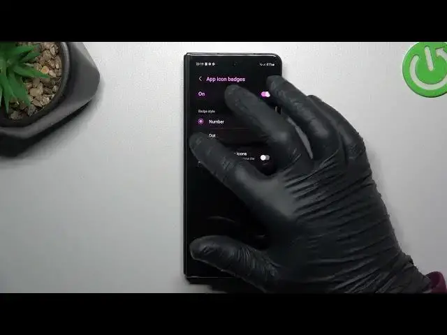 Video thumbnail for How to Disable Home Screen App Notification Dots on SAMSUNG Galaxy Z Fold5