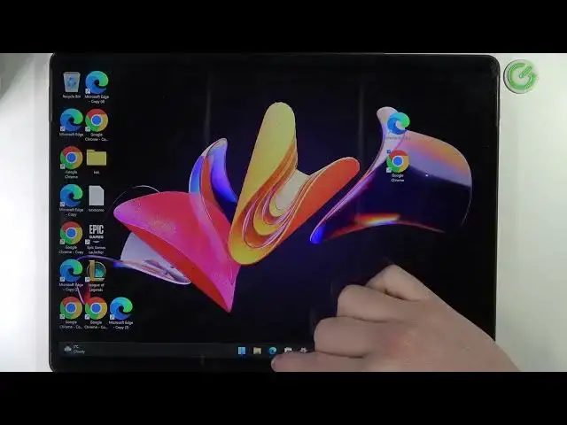 Video thumbnail for Microsoft Surface 8 Pro - How To Download Minecraft