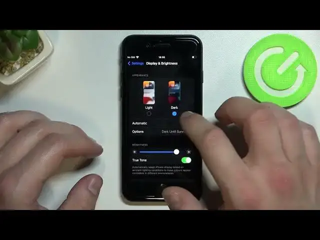 Video thumbnail for How to Manage Display Settings in iPhone SE 2022 – Customize Display