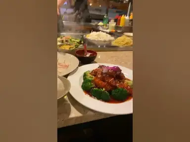 'Video thumbnail for Eating good hibachi with my ❤️ she be acting funny 😄'