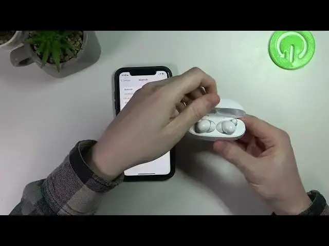 Video thumbnail for How to Connect OPPO Enco Free 2 with iPhone?
