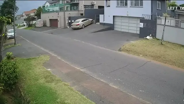 Video thumbnail for One suspect arrested after attempted hijacking in Asherville, Durban