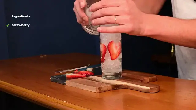 Video thumbnail for 3 EASY Valentine s Day Cocktails That Impress Any Date(720P HD)