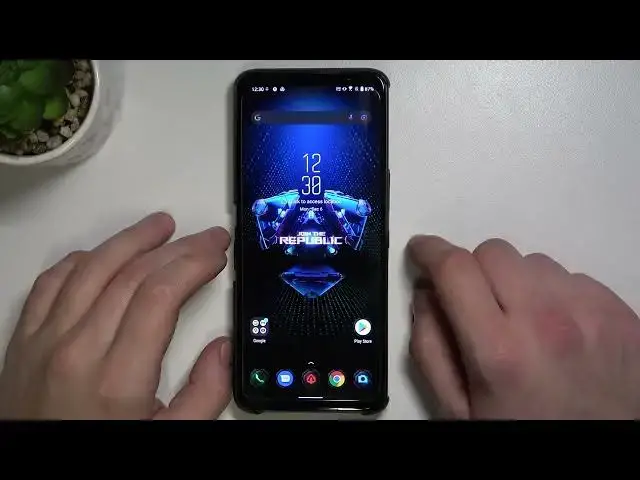 Video thumbnail for How to Turn On / Turn Off the Flashlight on ASUS ROG Phone 5s