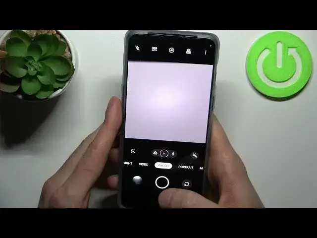 Video thumbnail for How to Enable the Camera Burst Shot Mode on the OnePlus Nord 2T - Take a Series of Photos