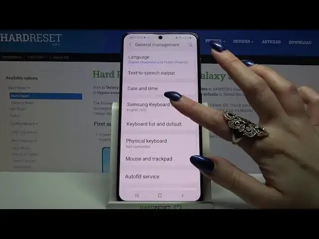 'Video thumbnail for How to Enter Correction Options in SAMSUNG Galaxy S21 – Find Auto Correction Features'