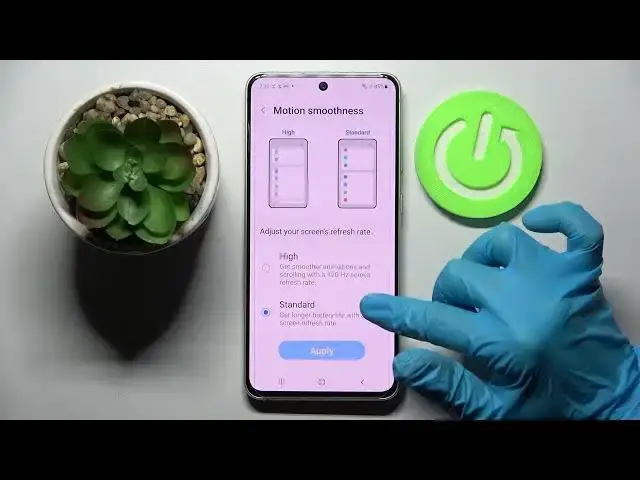 'Video thumbnail for How to Change Display Refresh Rate on SAMSUNG Galaxy S21 FE - Motion Smothness'