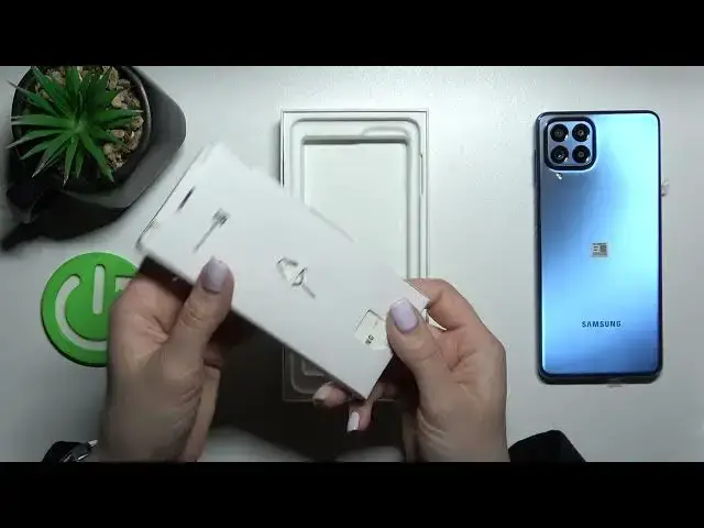 Video thumbnail for SAMSUNG Galaxy M53 Unboxing - All Box Accessories