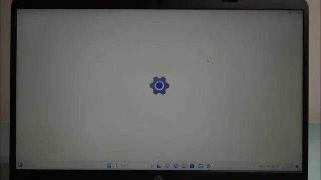 Video thumbnail for How To Change Display Resolution On HP 250 G8