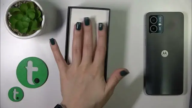 Video thumbnail for Does MOTOROLA Moto G14 Come with Earbuds?