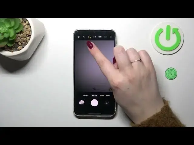 'Video thumbnail for How to Use the Camera Timer Option on SAMSUNG Galaxy S24+'