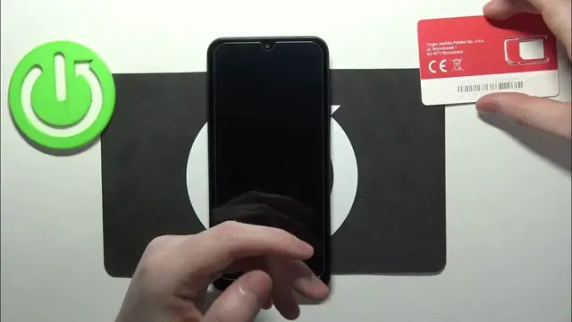 'Video thumbnail for SAMSUNG Galaxy A25 5G vs Average Male Hand - Size & Fit Comparison!'