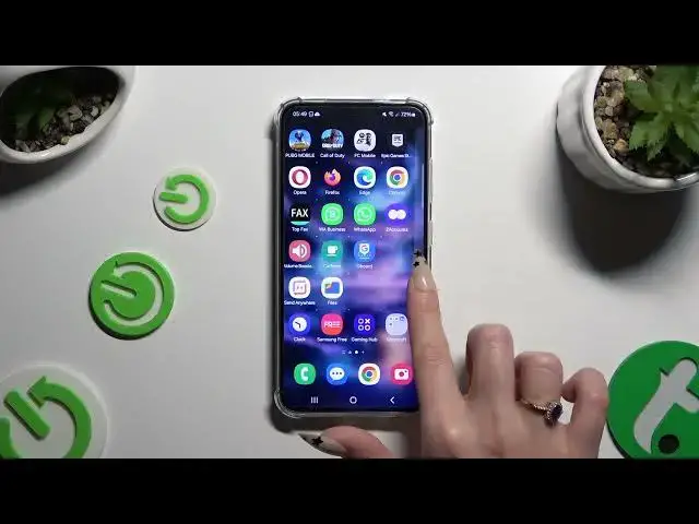 Video thumbnail for How to Remove Google Search Bar Widget from Home Screen on SAMSUNG Galaxy S24