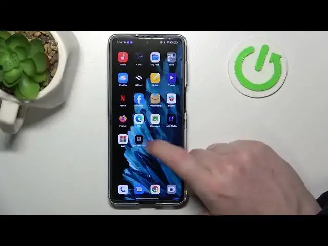 Video thumbnail for Is the Fortnite Game Available on a OPPO Find N2 Flip? Let's Figure Out!