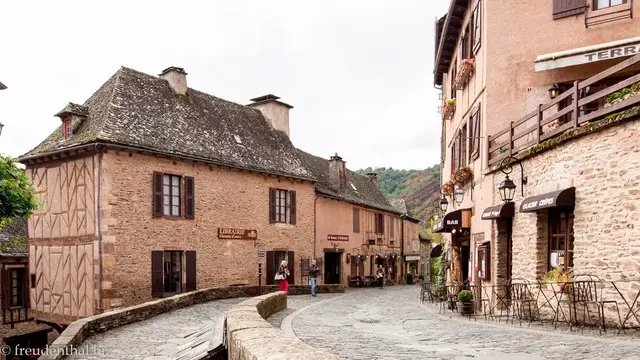 Video thumbnail for Ausflug nach Conques | Midi-Pyrénées