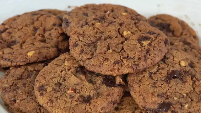 'Video thumbnail for 39.Gluten Free Chocolate Chunk Cookie Recipe (720p 30fps)'