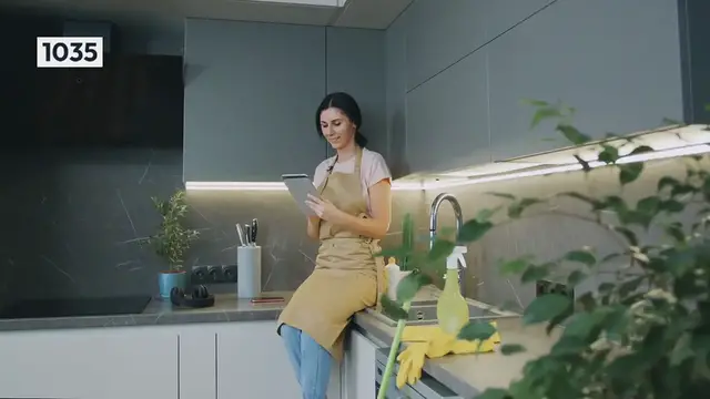 Video thumbnail for Garlic Parmesan Roasted Shrimp