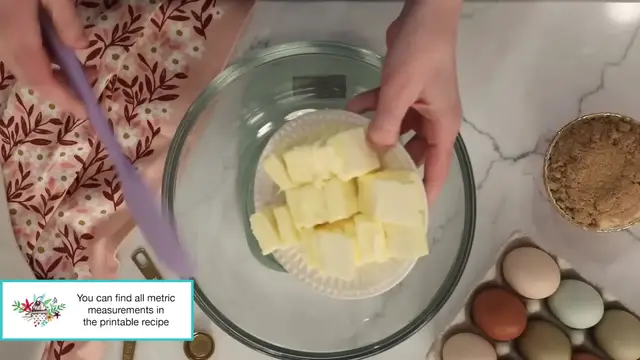 Video thumbnail for The BEST Soft and Chewy Chocolate Chip Cookies(720P HD)