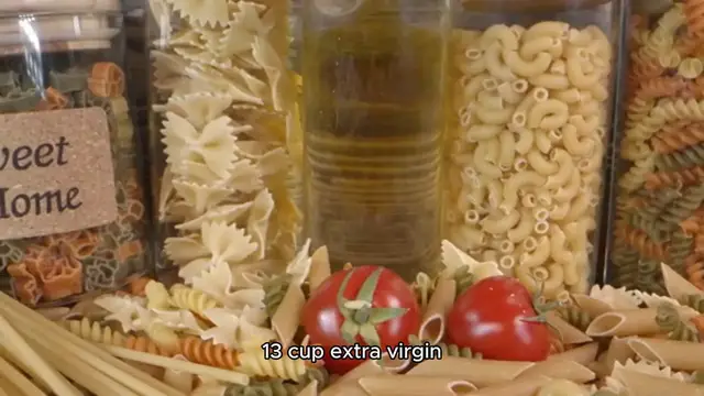 Video thumbnail for Pasta Aglio e Olio (Garlic and Olive Oil)