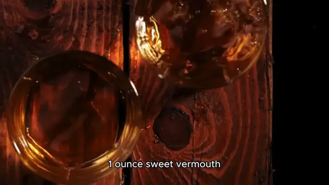 Video thumbnail for Manhattan cocktail recipe