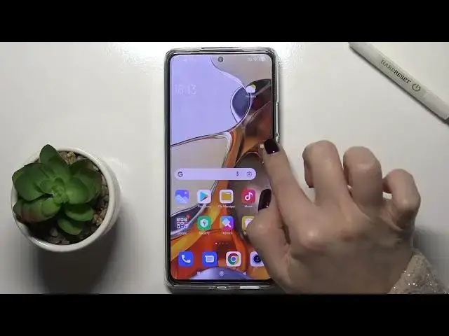 Video thumbnail for How to Create Home Screen Folders in XIAOMI 11T Pro – Tidy Up Home Screen