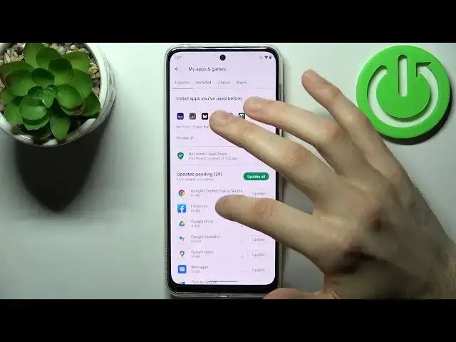 'Video thumbnail for How to Update Apps on Motorola Moto G42?'