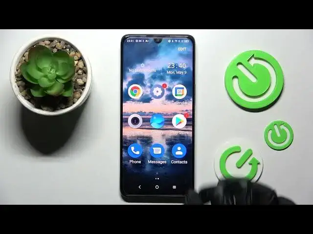Video thumbnail for How to Turn On / Turn Off the Easy Mode on the TCL 30 - Simple Launcher