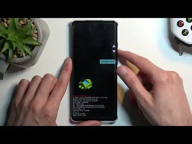 Video thumbnail for How to Put the MOTOROLA Edge 40 Smartphone into a Fastboot Mode