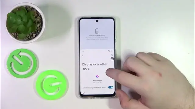 'Video thumbnail for How to Turn On the Facebook Messenger Chat Heads on Motorola Moto G24 – Chat Bubbles'