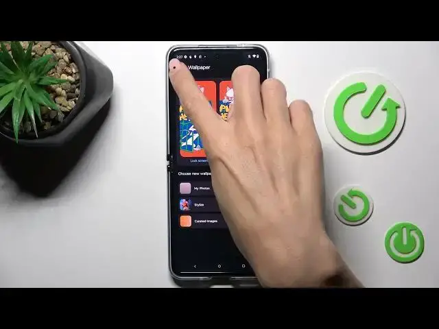 Video thumbnail for How to Change Time & Date on a MOTOROLA Razr 40 Ultra