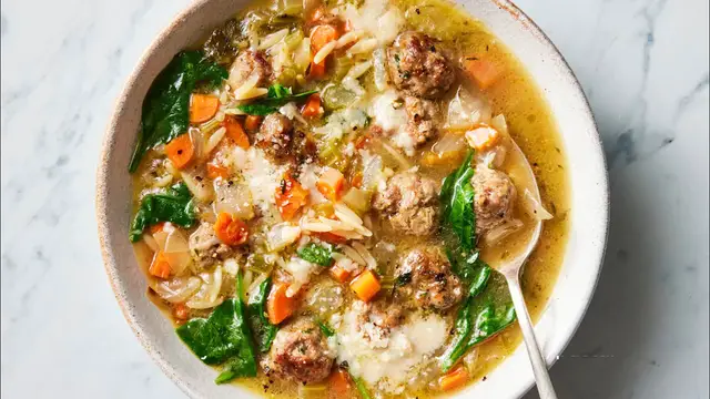 Video thumbnail for Italian wedding soup recipe
