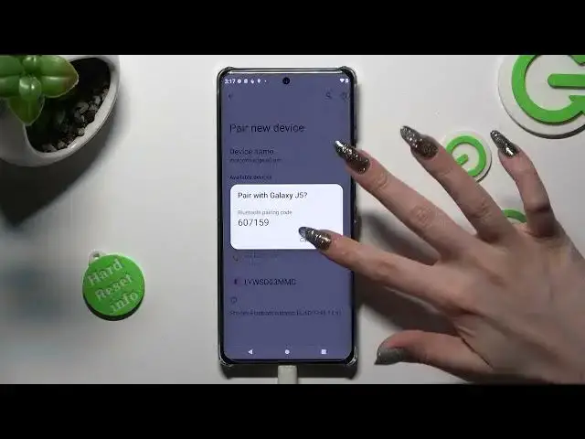 'Video thumbnail for How to Connect Bluetooth Device to Motorola Edge 40 Pro - Headphones / Speaker'