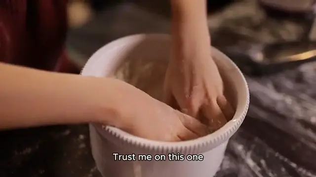 Video thumbnail for Easy Crusty French Bread Recipe