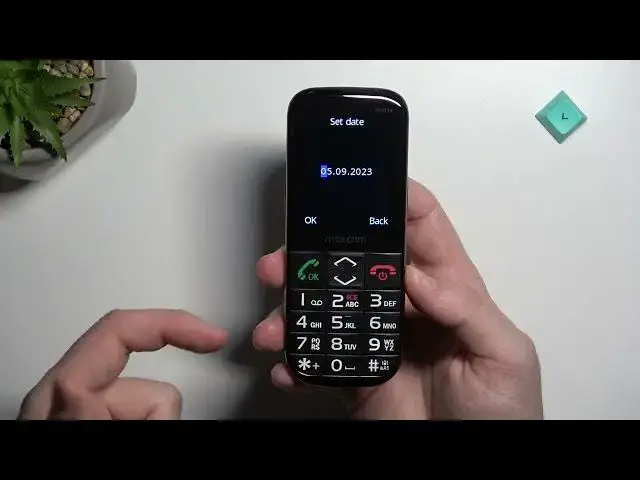 Video thumbnail for How to Change Date & Time on MAXCOM MM724 Phone?