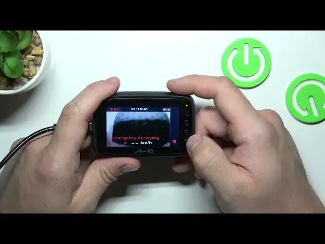 Video thumbnail for How to Start & Stop Emergency Recording on MiVue 812?