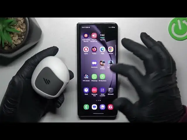 Video thumbnail for How to Troubleshoot Common Bluetooth Connectivity Issues on SAMSUNG Galaxy Z Fold5