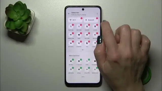 Video thumbnail for How to Edit Notification Panel Shortcuts on REALME 11