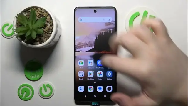 Video thumbnail for How to Connect a USB Pendrive to TCL 40 NxtPaper